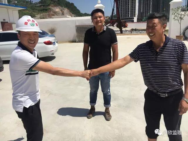 公司向导慰问现场监理职员 - 365英国上市〔www.iTongxin.cn〕