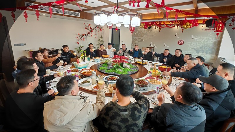 龙腾云海八方聚，，，，蛇舞山水满载归！ - 365英国上市〔www.iTongxin.cn〕