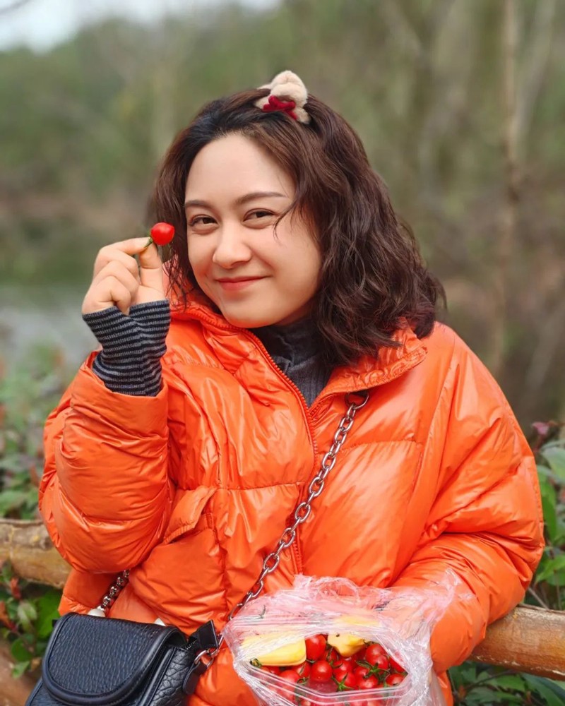踏春拾趣，，巾帼攀峰向未来！ - 365英国上市〔www.iTongxin.cn〕