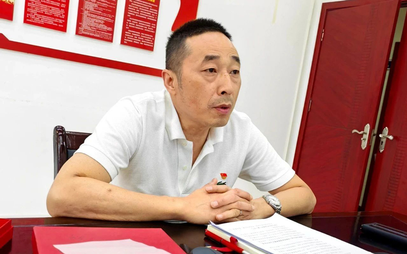 盛大庆祝建党104周年主题党日活动暨&ldquo;庆幸在党50年&rdquo;纪念章揭晓仪式 - 365英国上市〔www.iTongxin.cn〕